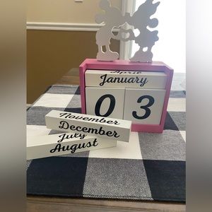 Wooden calendar